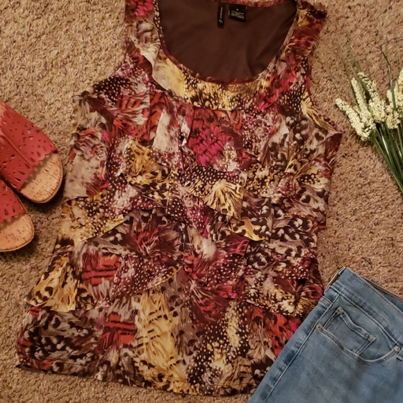 New Directions Ruffled Top - Picture 1 of 3